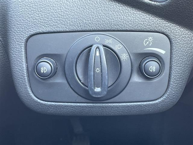 クーガ タイタニアム Panasonic製 SDナビ Bluetooth搭載 フルセグTV バックカメラ クルーズコントロール サンルーフ パワーシート シートヒーター ルーフレール オートライト AAC(21枚目)