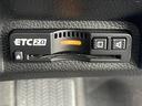 【ETC2.0(DSRC)】ETCカードを挿入すれば料金所はノンストップで通過できます。ETC限定の割引や、高速道路の情報提供サービスを利用できます。