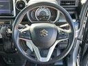 【ステアリング】軽い力で扱いやすいハンドルです。目立つ傷やスレなどなく綺麗な状態です!除菌プランいれていただくとさらに快適に!清潔なお車はお子様にも安心ですね!