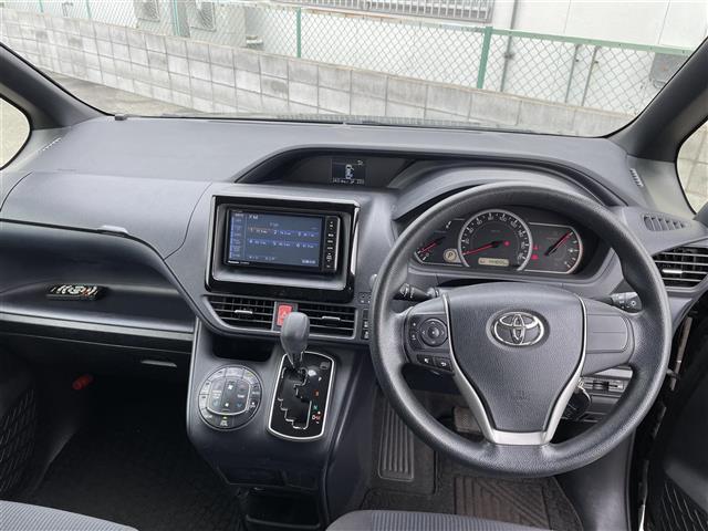 ノア X Vパッケージ ETC、後席モニター、社外ナビ(32枚目)