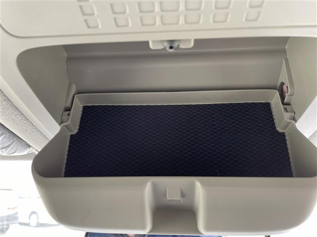 エスクァイア Xi ナビTV Bカメラ 両側電動 衝突軽減 寒冷地(18枚目)