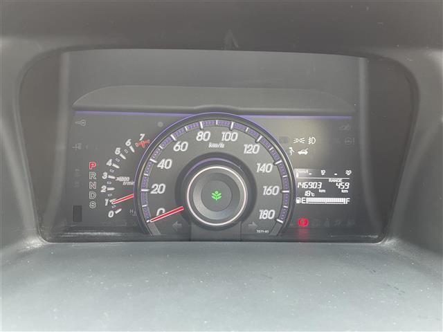 ステップワゴンスパーダ Ｚ　ＨＤＤナビエディション　１オーナー　純正ナビ　Ｂカメラ　両側パワスラ（8枚目）