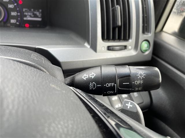 ステップワゴンスパーダ Ｚ　ＨＤＤナビエディション　１オーナー　純正ナビ　Ｂカメラ　両側パワスラ（14枚目）