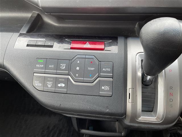 ステップワゴンスパーダ Ｚ　ＨＤＤナビエディション　１オーナー　純正ナビ　Ｂカメラ　両側パワスラ（16枚目）