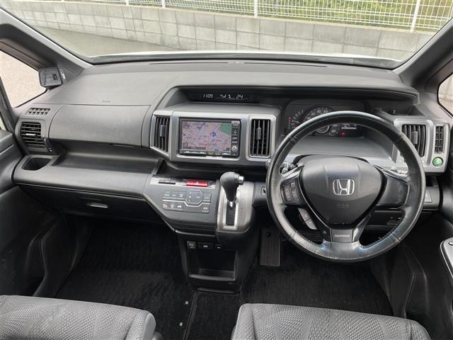 ステップワゴンスパーダ Ｚ　ＨＤＤナビエディション　１オーナー　純正ナビ　Ｂカメラ　両側パワスラ（44枚目）