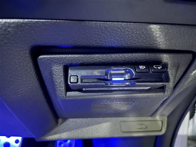 レヴォーグ 2.0GT-Sアイサイト ETC、電動シート、パナソニックナビ(8枚目)