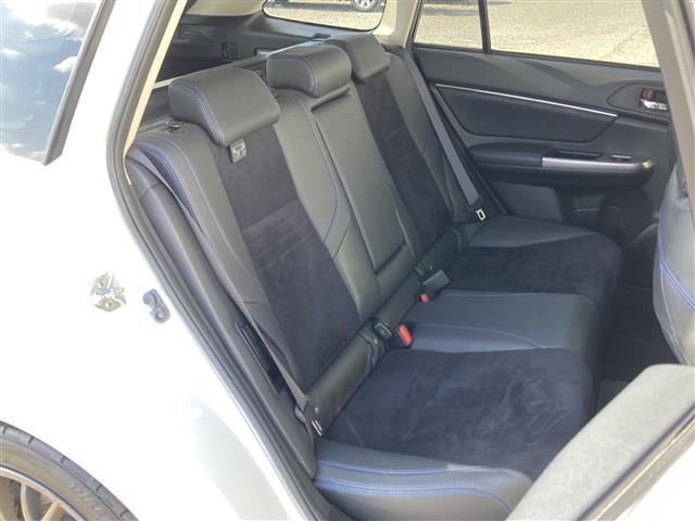 レヴォーグ 2.0GT-Sアイサイト ETC、電動シート、パナソニックナビ(31枚目)