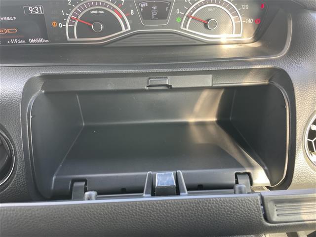 N-BOXカスタム G・Lターボホンダセンシング ナビ、TV、ETC、Pスタート(29枚目)