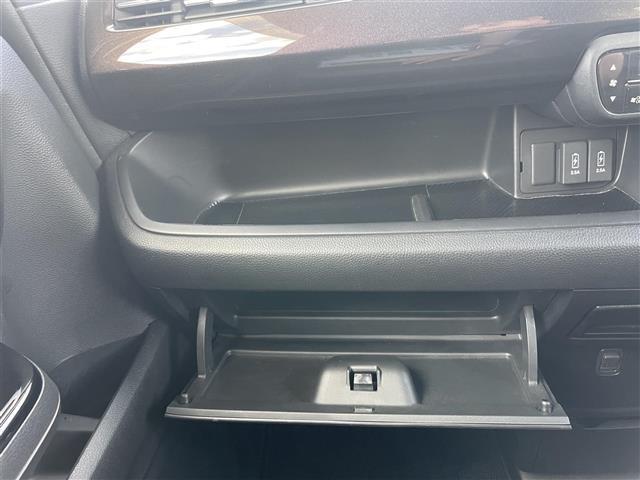 N-BOXカスタム G・Lターボホンダセンシング ナビ、TV、ETC、Pスタート(31枚目)