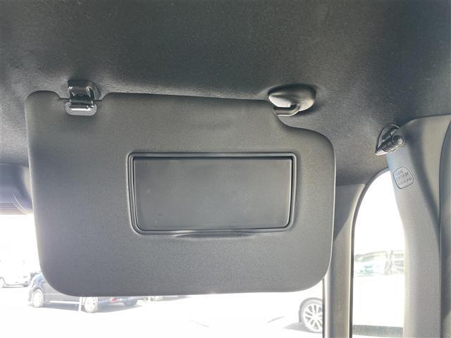 N-BOXカスタム G・Lターボホンダセンシング ナビ、TV、ETC、Pスタート(33枚目)