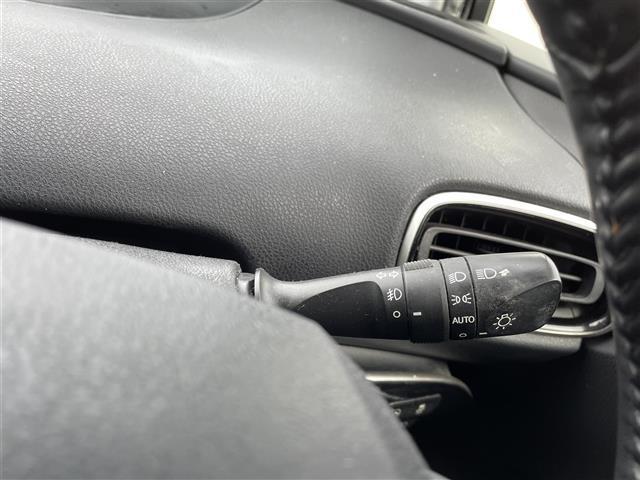 プリウス A ETC、純正ナビ、バックカメラ(4枚目)