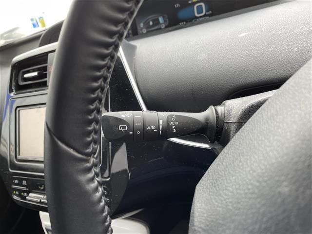 プリウス A ETC、純正ナビ、バックカメラ(7枚目)