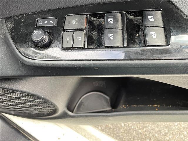 プリウス A ETC、純正ナビ、バックカメラ(11枚目)