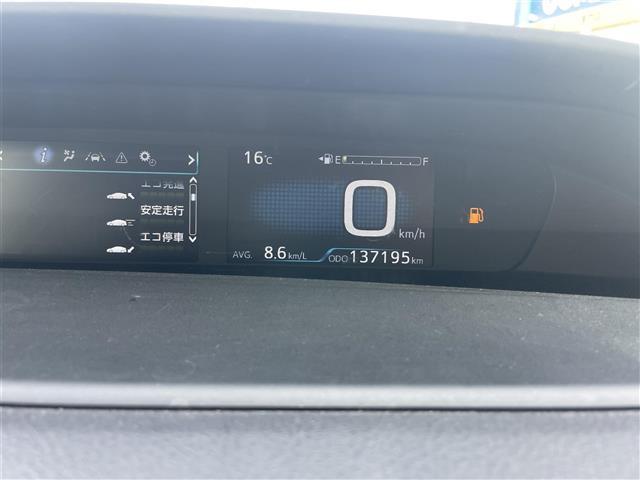 プリウス Ｓ　純正ナビ　衝突被害軽減　追従走行　ＥＴＣ（2枚目）