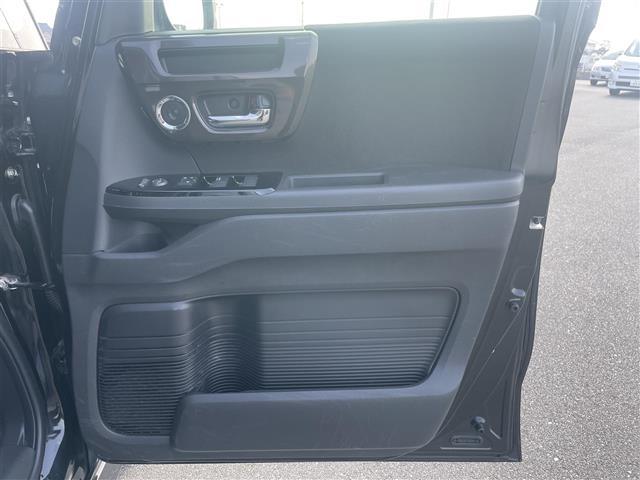 N-BOXカスタム G・EXホンダセンシング 衝突軽減 純正メモリナビ フルセグ Bカメ(23枚目)