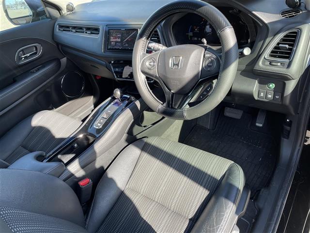 ヴェゼル ハイブリッドＺ　ＥＴＣ、社外ナビ、クルコン（19枚目）