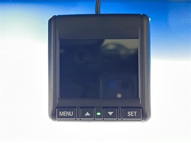 Ｎ－ＢＯＸカスタム Ｇ・ターボＬパッケージ　純正８型ナビ　両側電動　衝突軽減　クルコン（6枚目）