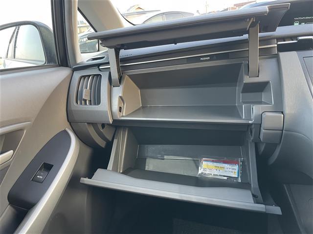 プリウス S LEDエディション Pスタート、ナビ、ETC,TV(22枚目)