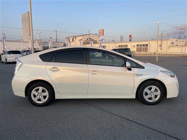 プリウス S LEDエディション Pスタート、ナビ、ETC,TV(32枚目)