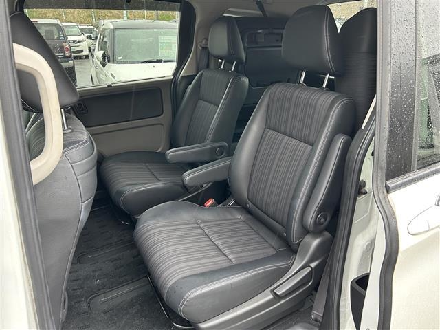 フリードハイブリッド 　寒冷地仕様／４ＷＤ／純正ナビ／フルセグ／ＣＤ／ＤＶＤ／ＳＤ／ＵＳＢ／Ｂｌｕｅｔｏｏｔｈ／バックカメラ／プッシュスタート／スマートキー／スペアキー１本／ホンダセンシング／横滑り防止／ＥＴＣ／クルコン（40枚目）