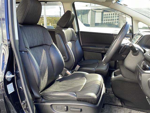 オデッセイ アブソルート・Ｘホンダセンシング　・４ＷＤ・社外ナビ・フルセグＴＶ・Ｂｌｕｅｔｏｏｔｈ・フリップダウンモニター・両側パワースライドドア・衝突軽減装置・横滑り抑制装置・レーンキープアシスト・レーダークルーズコントロール（24枚目）