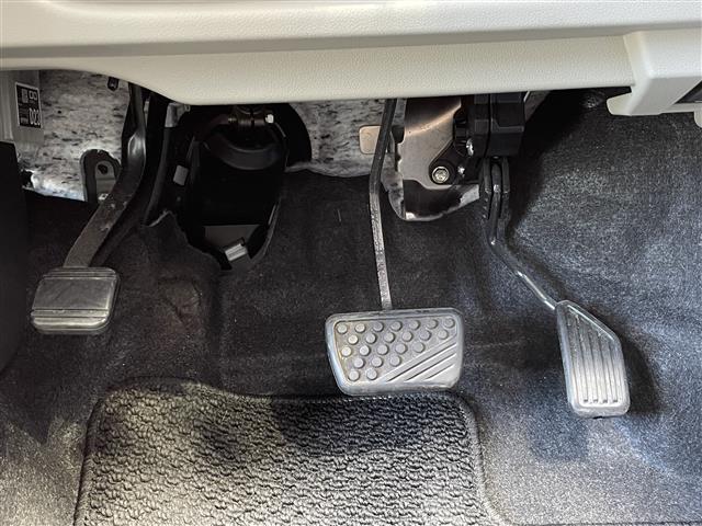ムーヴ Ｌ　ＳＡＩＩＩ　・４ＷＤ・衝突軽減ブレーキ・コーナーセンサー・ドライブレコーダー・横滑り防止・オートライト・エンジンスターター・社外ＣＤ・保証書・取説あり（17枚目）
