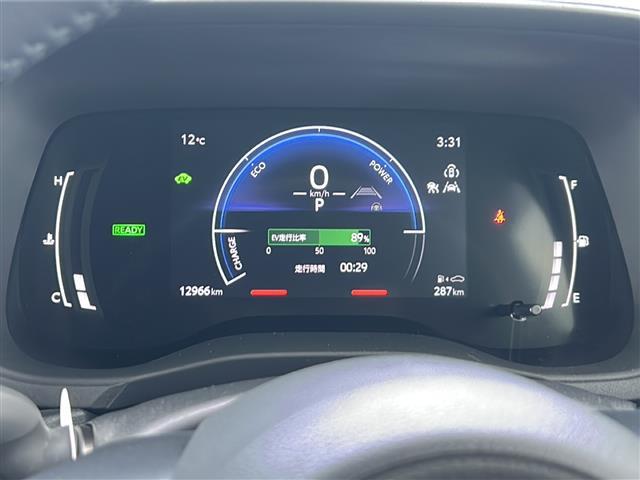 シエンタ ハイブリッドＺ　・４ＷＤ・寒冷地仕様・純正メーカーＯＰナビ・ディスプレイオーディオ・ＡＭ／ＦＭ／ＢＴ／ＴＶ・両側パワースライドドア・衝突軽減装置・レーンキープアシスト・横滑り抑制装置・全方位バックカメラ（9枚目）