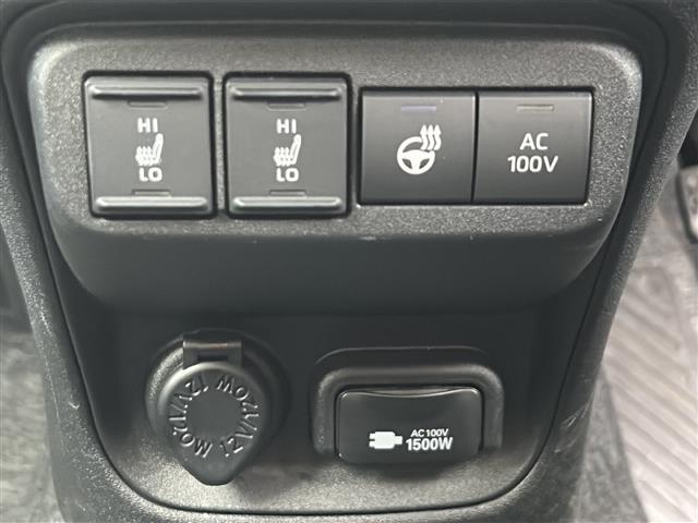 シエンタ ハイブリッドＺ　・４ＷＤ・寒冷地仕様・純正メーカーＯＰナビ・ディスプレイオーディオ・ＡＭ／ＦＭ／ＢＴ／ＴＶ・両側パワースライドドア・衝突軽減装置・レーンキープアシスト・横滑り抑制装置・全方位バックカメラ（16枚目）