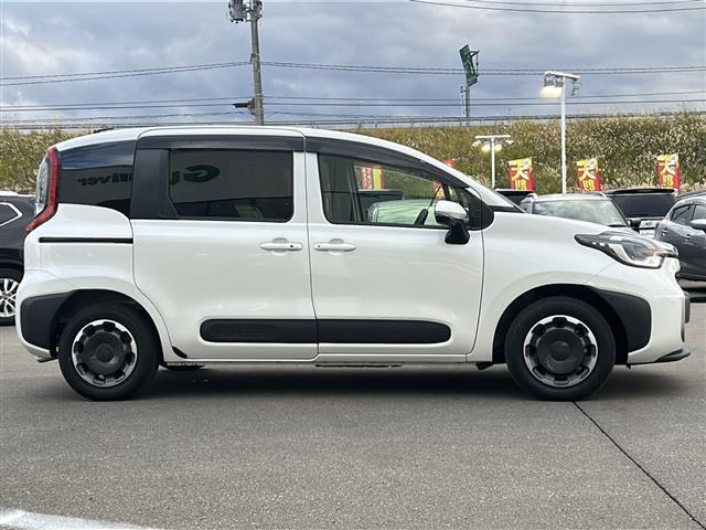 シエンタ ハイブリッドＺ　・４ＷＤ・寒冷地仕様・純正メーカーＯＰナビ・ディスプレイオーディオ・ＡＭ／ＦＭ／ＢＴ／ＴＶ・両側パワースライドドア・衝突軽減装置・レーンキープアシスト・横滑り抑制装置・全方位バックカメラ（35枚目）
