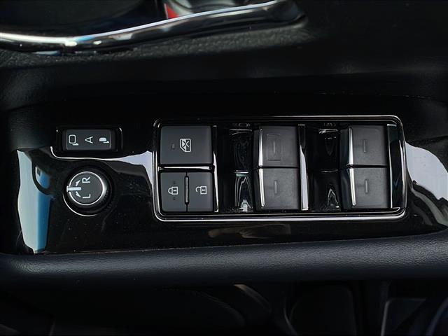 アルファード 2.5S Cパッケージ 寒冷地仕様/4WD/本革シート/純正ナビ/フリップダウンモニター/純正エンジンスターター/フルセグ/CD/DVD/Blu-ray/Bluetooth/バックカメラ/前後ドラレコ(17枚目)