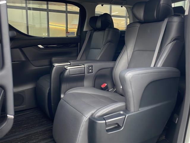 アルファード 2.5S Cパッケージ 寒冷地仕様/4WD/本革シート/純正ナビ/フリップダウンモニター/純正エンジンスターター/フルセグ/CD/DVD/Blu-ray/Bluetooth/バックカメラ/前後ドラレコ(24枚目)