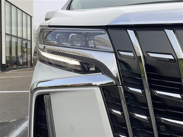 アルファード 2.5S Cパッケージ 寒冷地仕様/4WD/本革シート/純正ナビ/フリップダウンモニター/純正エンジンスターター/フルセグ/CD/DVD/Blu-ray/Bluetooth/バックカメラ/前後ドラレコ(35枚目)