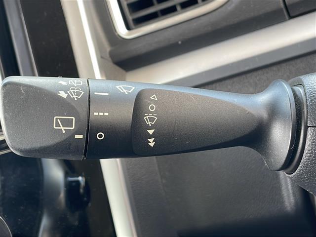 安心の全車保証付き！（※部分保証、国産車は納車後３ヶ月、輸入車は納車後１ヶ月の保証期間となります）。その他長期保証（有償）もご用意しております！※長期保証を付帯できる車両には条件がございます。