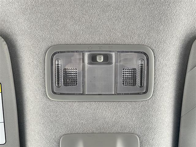 店頭在庫以外にも全国約４万台※の在庫から、ぴったりな１台をご提案します！※２０２３年１０月現在の在庫台数です。売約済の可能性があります。