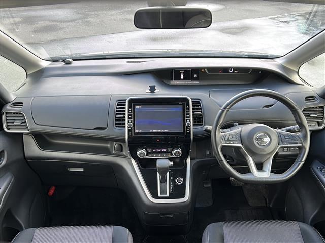 セレナ ハイウェイスター　純正９インチナビ・純正フリップダウンモニター・フルセグ・Ｂｌｕｅｔｏｏｔｈ・エンジンスターター・両側パワースライドドア・衝突軽減ブレーキ・レーンキープアシスト・レーダークルーズ（3枚目）