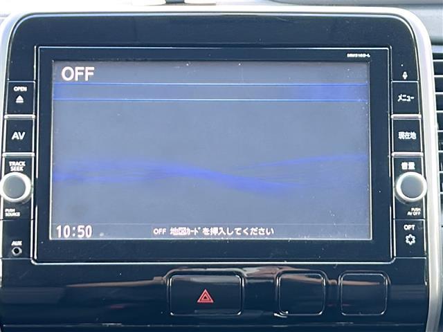 セレナ ハイウェイスター　純正９インチナビ・純正フリップダウンモニター・フルセグ・Ｂｌｕｅｔｏｏｔｈ・エンジンスターター・両側パワースライドドア・衝突軽減ブレーキ・レーンキープアシスト・レーダークルーズ（11枚目）