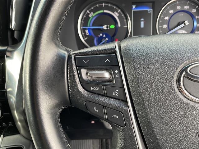 ヴェルファイアハイブリッド Ｚ　ゴールデンアイズ　４ＷＤ／純正メーカーＯＰナビ／フルセグ／ＣＤ／ＤＶＤ／ＢＴ／両側パワースライドドア／フリップダウンモニター／サンルーフ／衝突軽減ブレーキ／レーンキープアシスト／レーダークルーズコントロール（7枚目）