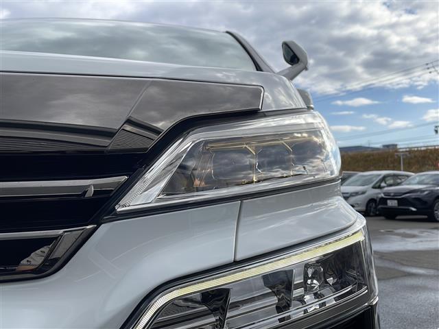 ヴェルファイアハイブリッド Ｚ　ゴールデンアイズ　４ＷＤ／純正メーカーＯＰナビ／フルセグ／ＣＤ／ＤＶＤ／ＢＴ／両側パワースライドドア／フリップダウンモニター／サンルーフ／衝突軽減ブレーキ／レーンキープアシスト／レーダークルーズコントロール（36枚目）