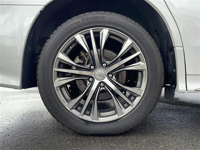 ヴェルファイアハイブリッド Ｚ　ゴールデンアイズ　４ＷＤ／純正メーカーＯＰナビ／フルセグ／ＣＤ／ＤＶＤ／ＢＴ／両側パワースライドドア／フリップダウンモニター／サンルーフ／衝突軽減ブレーキ／レーンキープアシスト／レーダークルーズコントロール（40枚目）