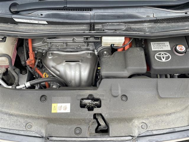 ヴェルファイアハイブリッド Ｚ　ゴールデンアイズ　４ＷＤ／純正メーカーＯＰナビ／フルセグ／ＣＤ／ＤＶＤ／ＢＴ／両側パワースライドドア／フリップダウンモニター／サンルーフ／衝突軽減ブレーキ／レーンキープアシスト／レーダークルーズコントロール（41枚目）