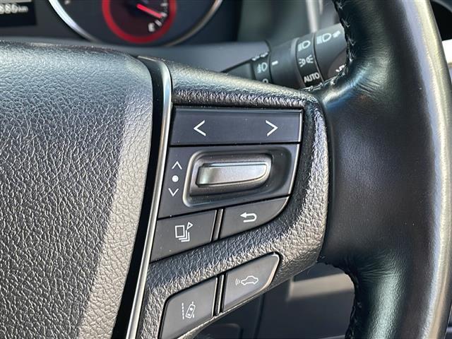 アルファード ２．５Ｓ　Ｃパッケージ　４ＷＤ／純正メーカーＯＰナビ／フルセグ／ＣＤ／ＤＶＤ／ＢＴ／両側パワースライドドア／フリップダウンモニター／衝突軽減ブレーキ／レーンキープアシスト／クルーズコントロール／横滑り抑制装置（8枚目）