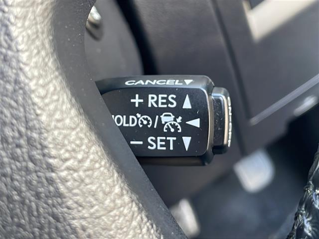 アルファード ２．５Ｓ　Ｃパッケージ　４ＷＤ／純正メーカーＯＰナビ／フルセグ／ＣＤ／ＤＶＤ／ＢＴ／両側パワースライドドア／フリップダウンモニター／衝突軽減ブレーキ／レーンキープアシスト／クルーズコントロール／横滑り抑制装置（11枚目）