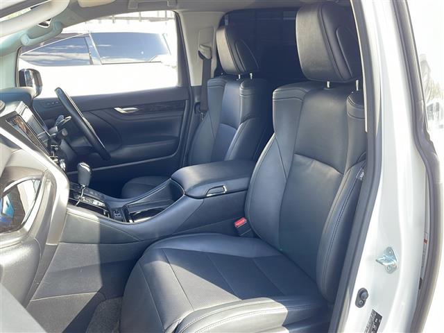 アルファード ２．５Ｓ　Ｃパッケージ　４ＷＤ／純正メーカーＯＰナビ／フルセグ／ＣＤ／ＤＶＤ／ＢＴ／両側パワースライドドア／フリップダウンモニター／衝突軽減ブレーキ／レーンキープアシスト／クルーズコントロール／横滑り抑制装置（22枚目）