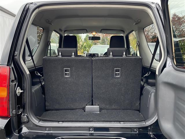 ジムニー ランドベンチャー ・4WD・社外CD・ライトレベライザー・フォグ・ルーフレール・シートヒーター・オートライト・純正16AW(25枚目)