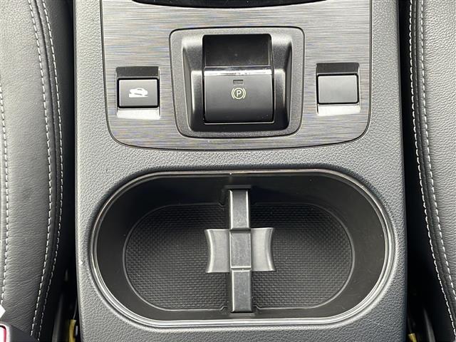 店頭在庫以外にも全国約４万台※の在庫から、ぴったりな１台をご提案します！※２０２３年１０月現在の在庫台数です。売約済の可能性があります。