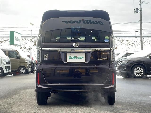 Ｎ－ＢＯＸカスタム Ｇ・Ｌターボホンダセンシング　・純正ＯＰナビ・バックカメラ・フルセグ／ＣＤ／ＤＶＤ／ＢＴ・社外フリップダウンモニター・両側パワースライドドア・衝突軽減ブレーキ・レーンキープアシスト・追従型クルーズコントロール（6枚目）