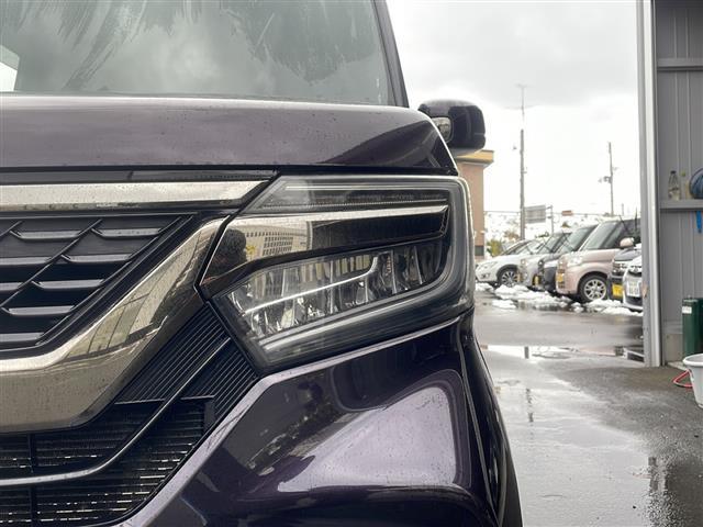 Ｎ－ＢＯＸカスタム Ｇ・Ｌターボホンダセンシング　・純正ＯＰナビ・バックカメラ・フルセグ／ＣＤ／ＤＶＤ／ＢＴ・社外フリップダウンモニター・両側パワースライドドア・衝突軽減ブレーキ・レーンキープアシスト・追従型クルーズコントロール（24枚目）