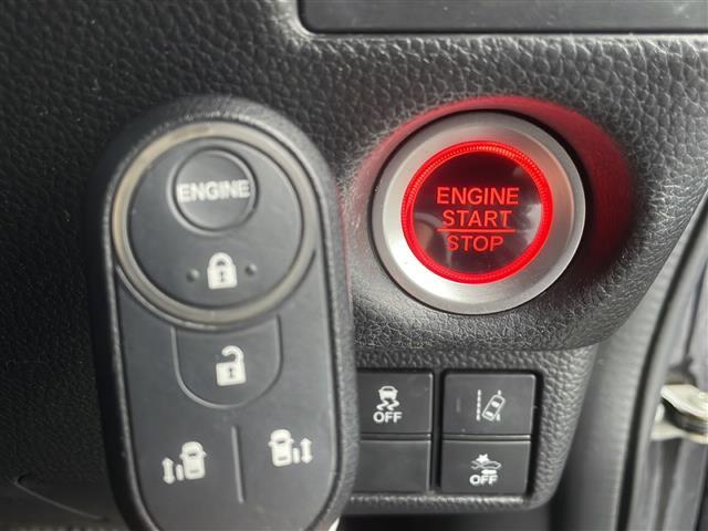 Ｎ－ＢＯＸカスタム Ｇ・Ｌターボホンダセンシング　・純正ＯＰナビ・バックカメラ・フルセグ／ＣＤ／ＤＶＤ／ＢＴ・社外フリップダウンモニター・両側パワースライドドア・衝突軽減ブレーキ・レーンキープアシスト・追従型クルーズコントロール（31枚目）