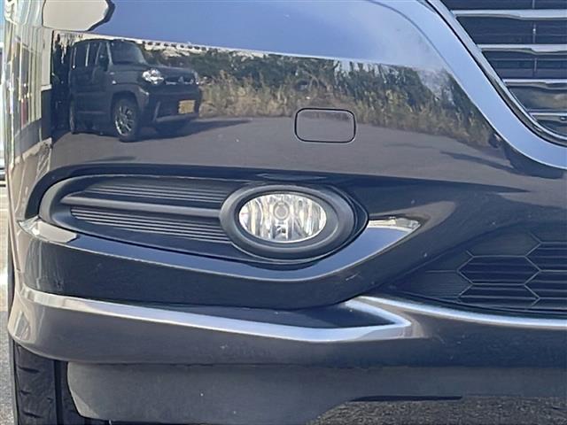 ヴェゼル ハイブリッドX 純正ナビ/バックカメラ/Bluetooth/衝突軽減ブレーキ/クルーズコントロール/プッシュスタート/スマートキー/パドルシフト/純正16AW/純正LEDヘッドライト/純正フォグ(12枚目)