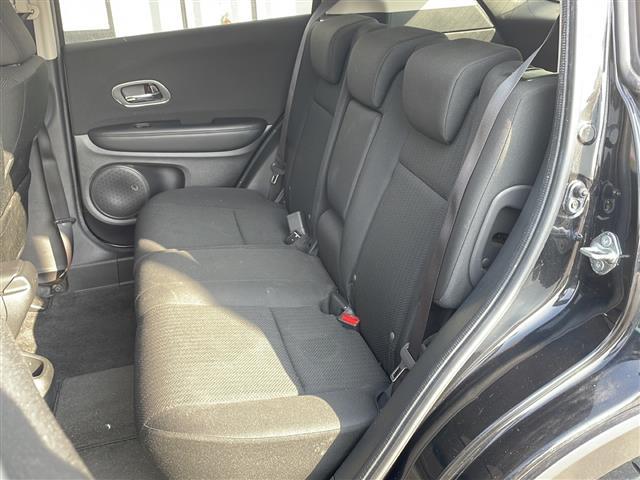 ヴェゼル ハイブリッドX 純正ナビ/バックカメラ/Bluetooth/衝突軽減ブレーキ/クルーズコントロール/プッシュスタート/スマートキー/パドルシフト/純正16AW/純正LEDヘッドライト/純正フォグ(21枚目)